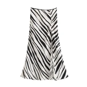 ANIMAL PRINT SKIRT